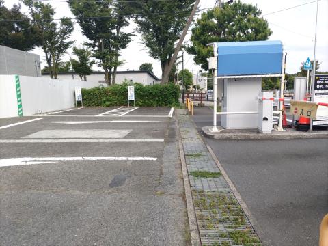 等々力陸上競技場　南駐車場