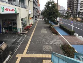 15線沿い点字ブロック歩道